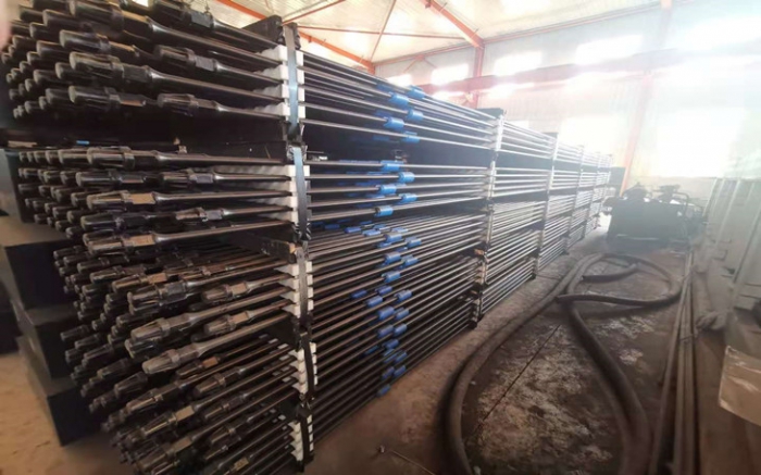 Sucker Rod with centralizer deliver